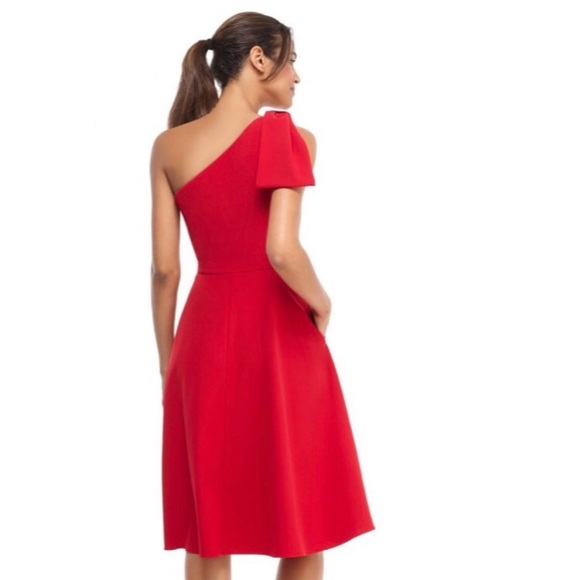 Gal Meets Glam Yvonne Dress - Picture 3 of 7